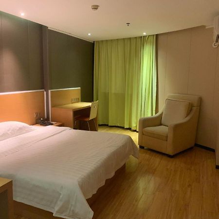 7Days Inn Yunfu Luoding Central Экстерьер фото