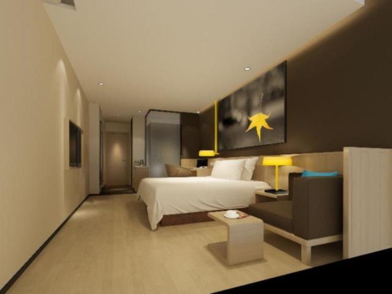 7Days Inn Yunfu Luoding Central Экстерьер фото