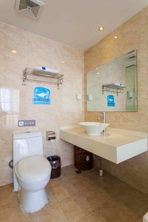 7Days Inn Yunfu Luoding Central Номер фото